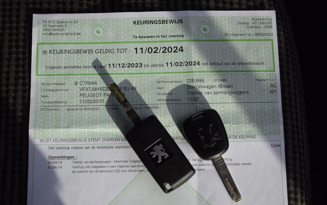 Peugeot Partner cena 24900 przebieg: 230000, rok produkcji 2010 z Chełmża małe 781